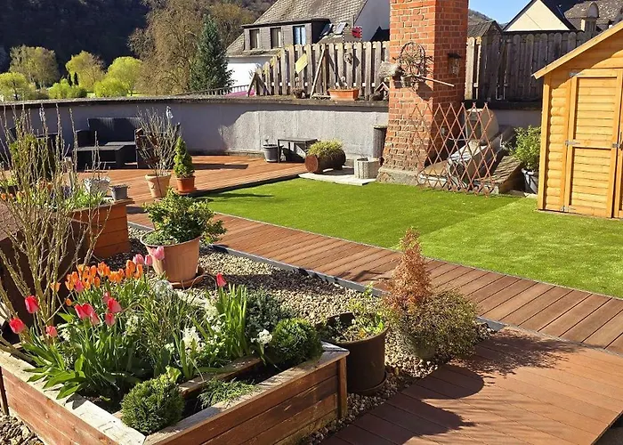 Haus Moselblick * Hatzenport